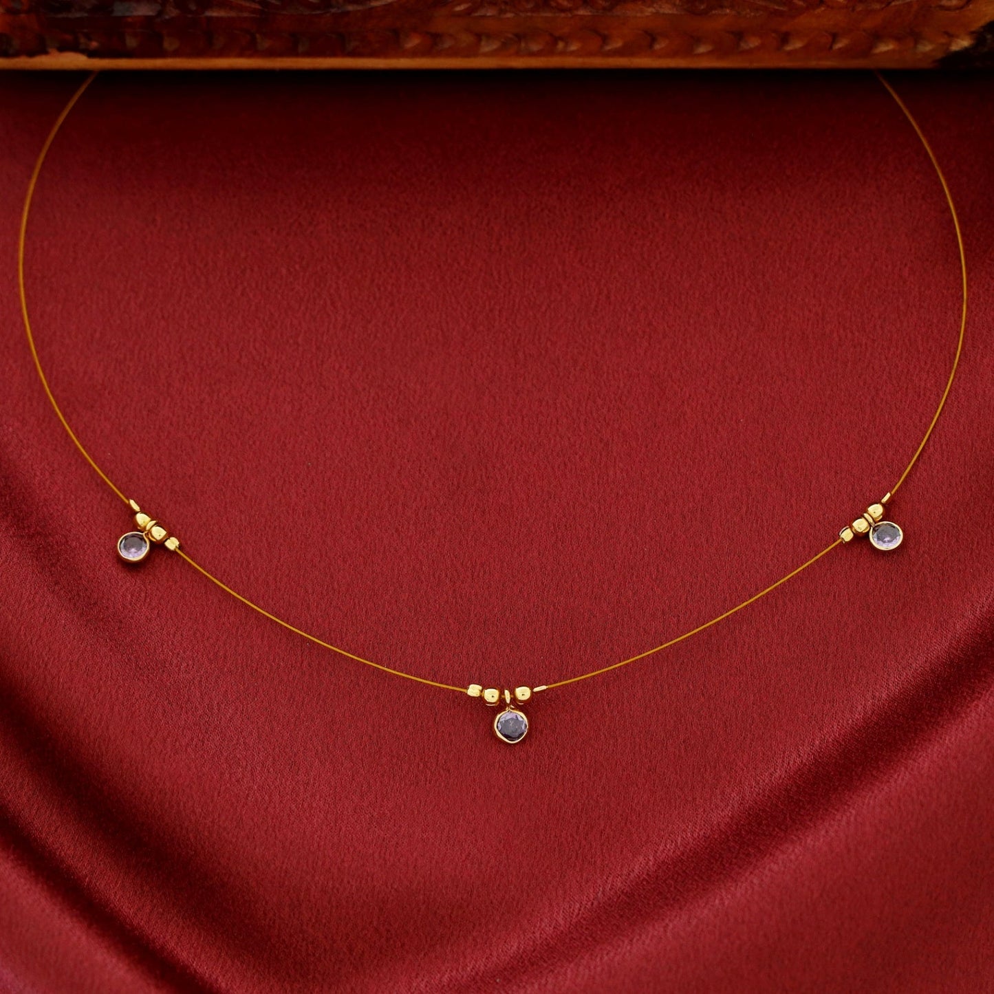 Tri Glossy Stone String Neckpiece